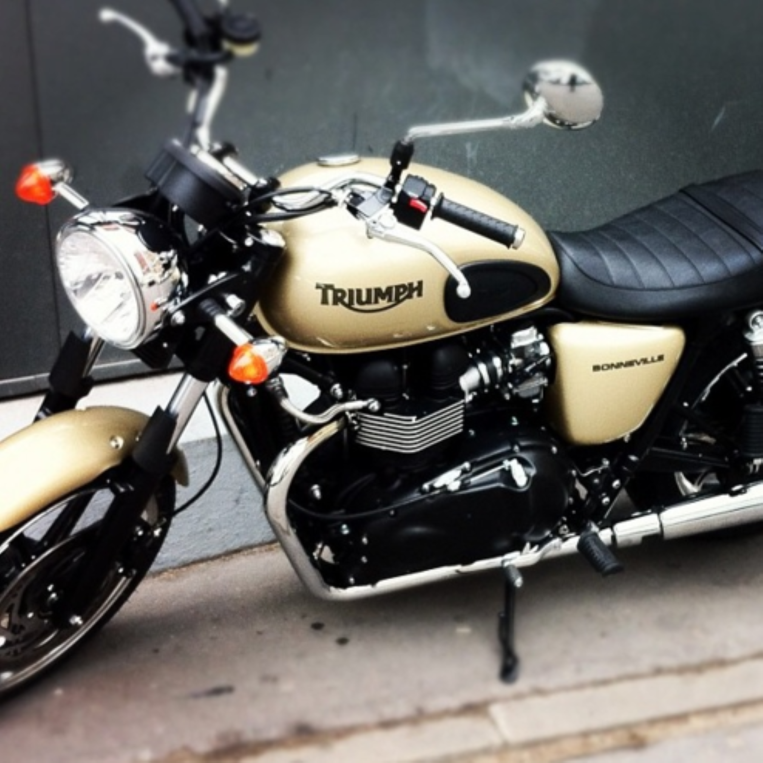 Aurum Gold (code GI) Triumph Motorcycle Paint Products - All Triumph ...
