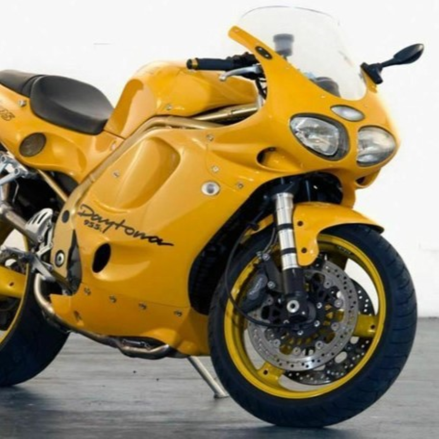 Lightning Yellow (code FC) Triumph Motorcycle Paint Products - All ...