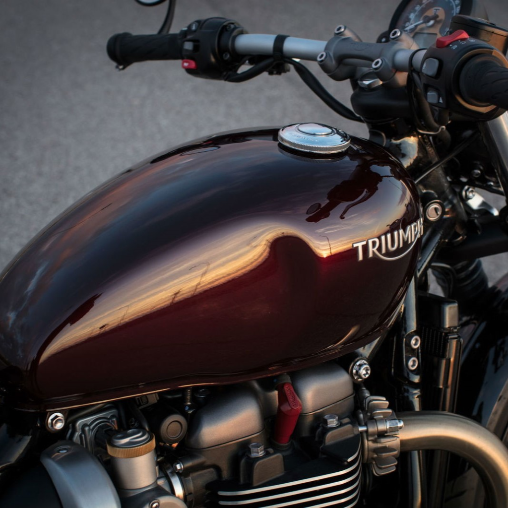 Morello Red (code DA) Triumph Motorcycle Paint Products - All Triumph ...